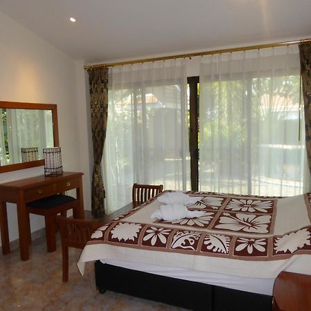 Vip Chain Resort Pool Villa Ban Phe Exterior photo