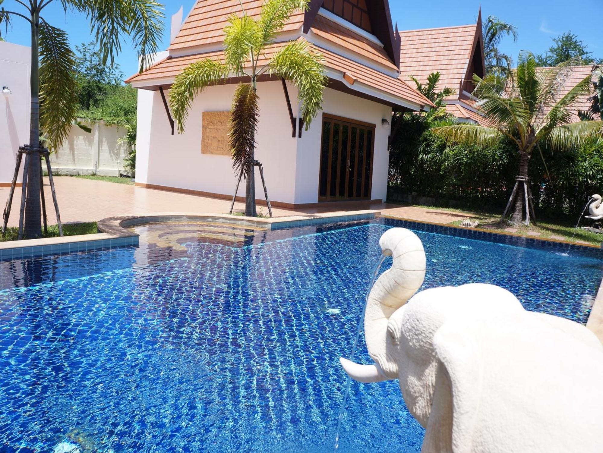 Vip Chain Resort Pool Villa Ban Phe Room photo